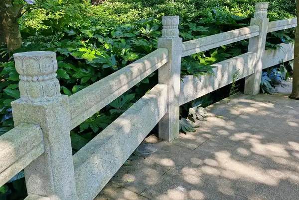 大连园林景观花岗岩栏杆定制